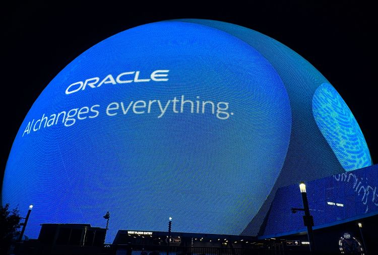 Oracle AI World - AI changes Everything