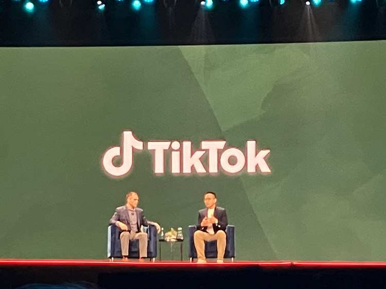 TikTokの事例講演